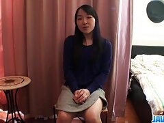 TUSHYRAW Anālo izsalkušajai Tifānijai Vatsonei patīk jāt ar gailīti pornHD